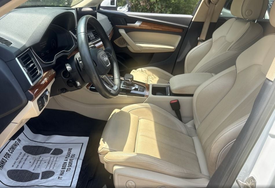 2021 Audi Q5 45 Prestige quattro