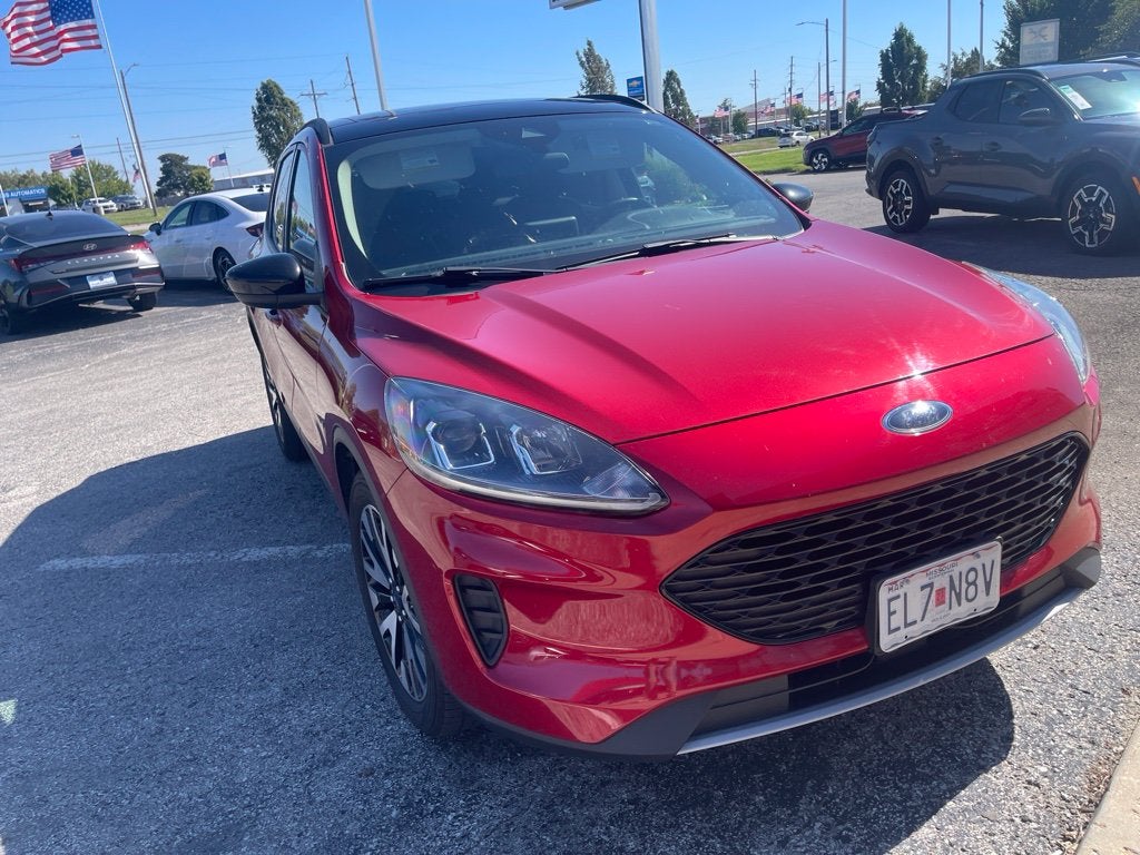 2020 Ford Escape Hybrid SE Sport