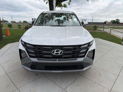 2026 Hyundai TUCSON SE FWD