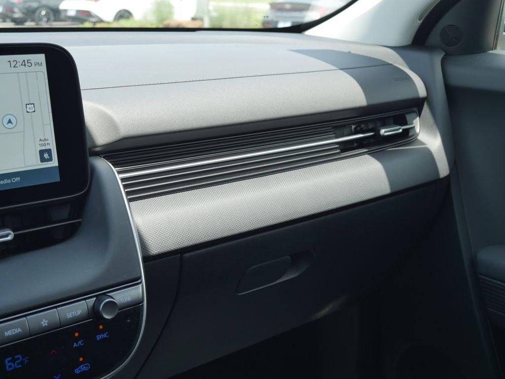 2026 Hyundai IONIQ 5 SE