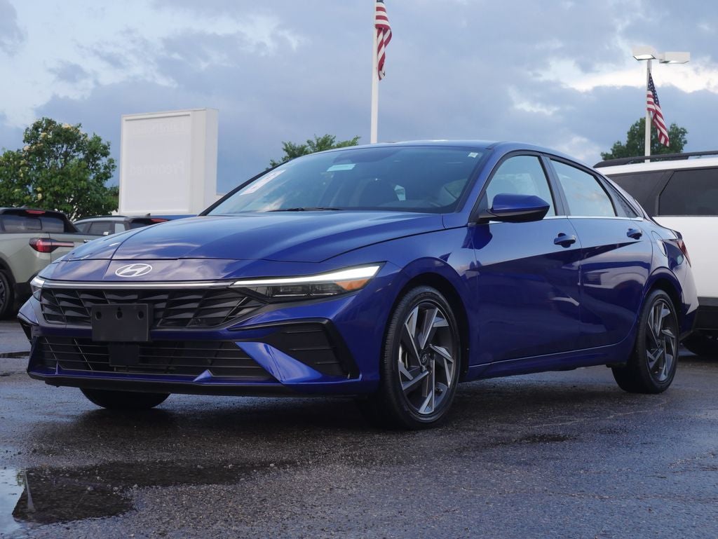 2025 Hyundai ELANTRA SEL Convenience