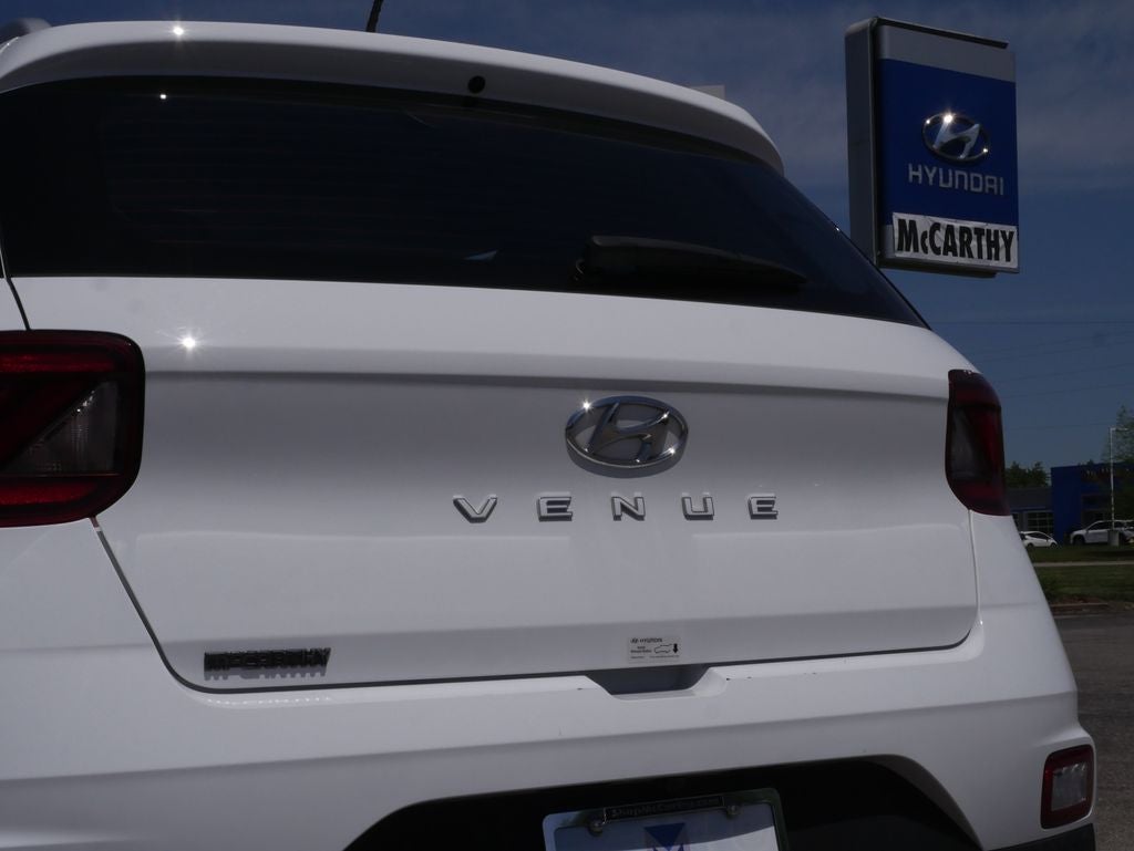 2025 Hyundai VENUE SEL
