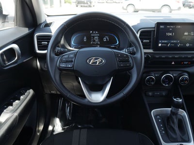 2025 Hyundai VENUE SEL