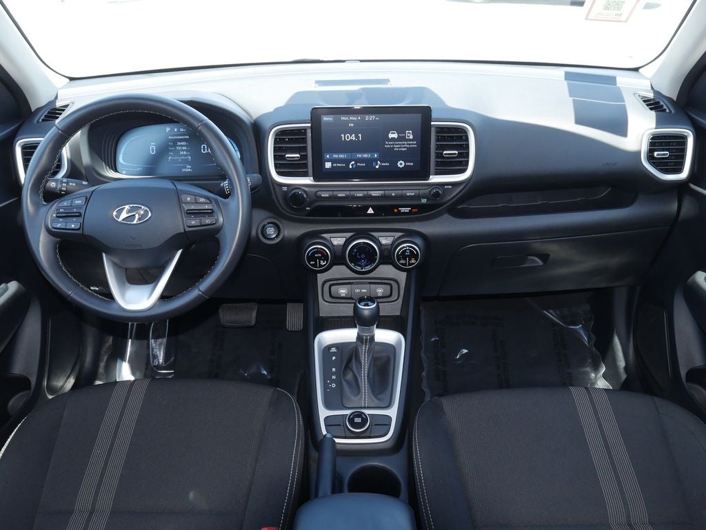 2025 Hyundai VENUE SEL
