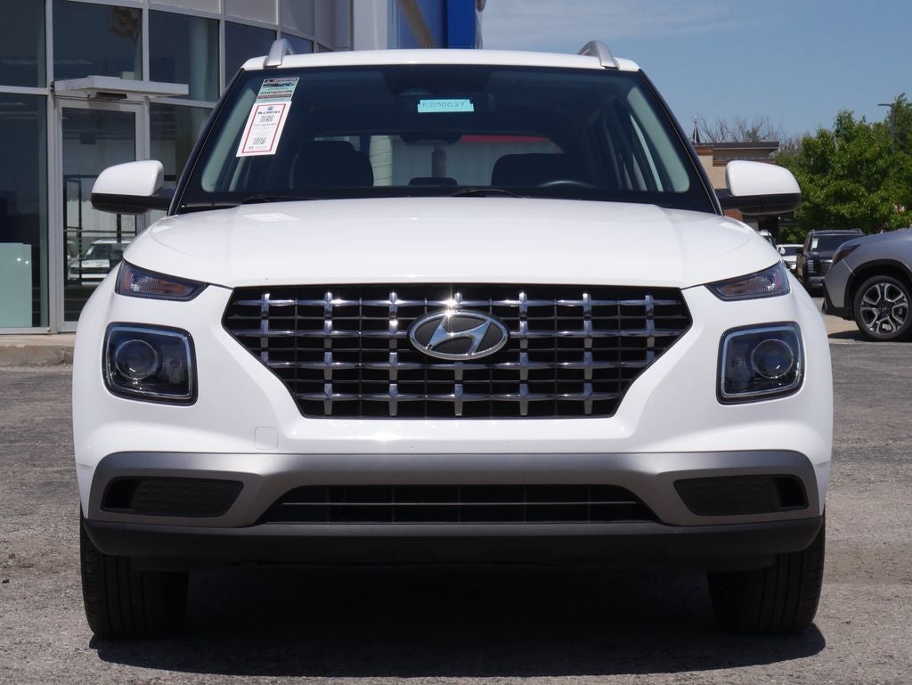 2025 Hyundai VENUE SEL