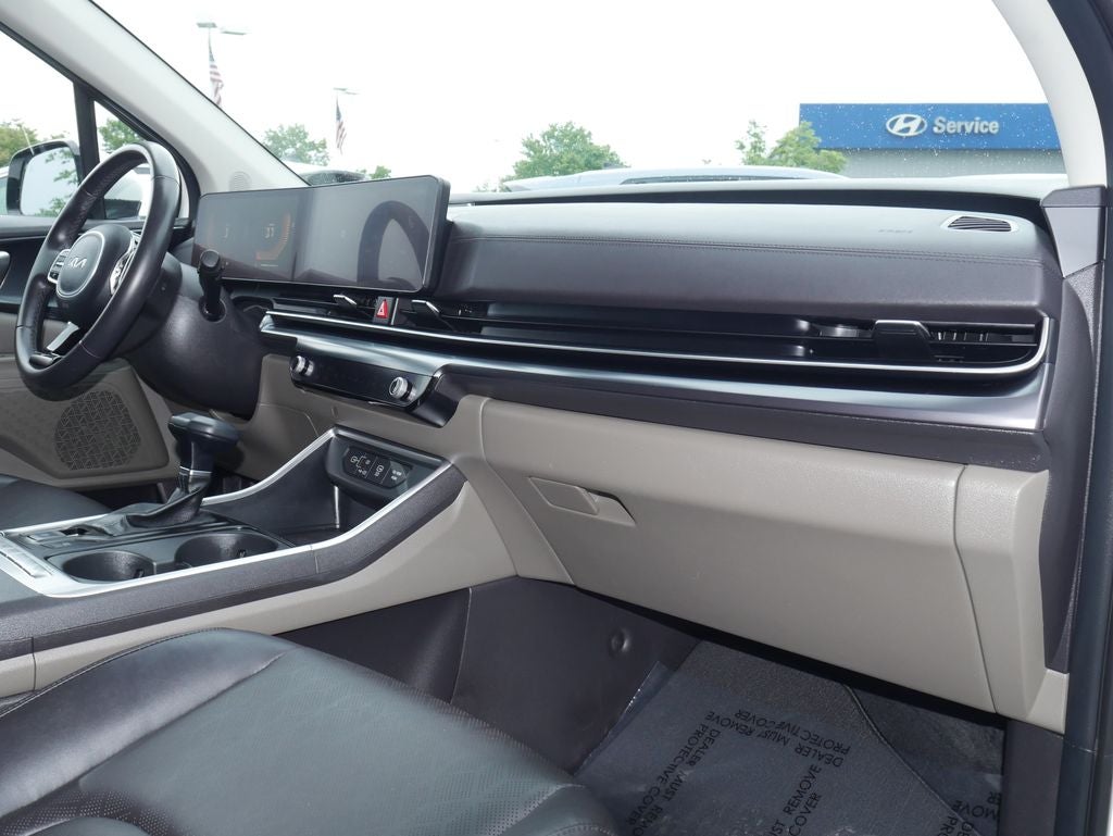 2025 Kia Carnival LXS