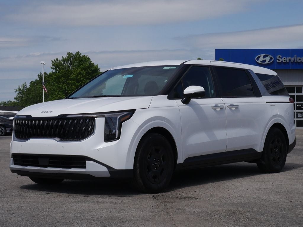 2025 Kia Carnival LXS