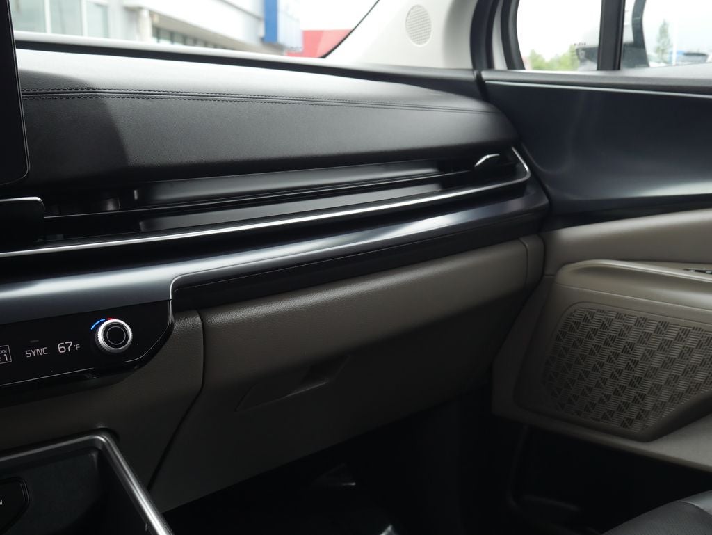 2025 Kia Carnival LXS